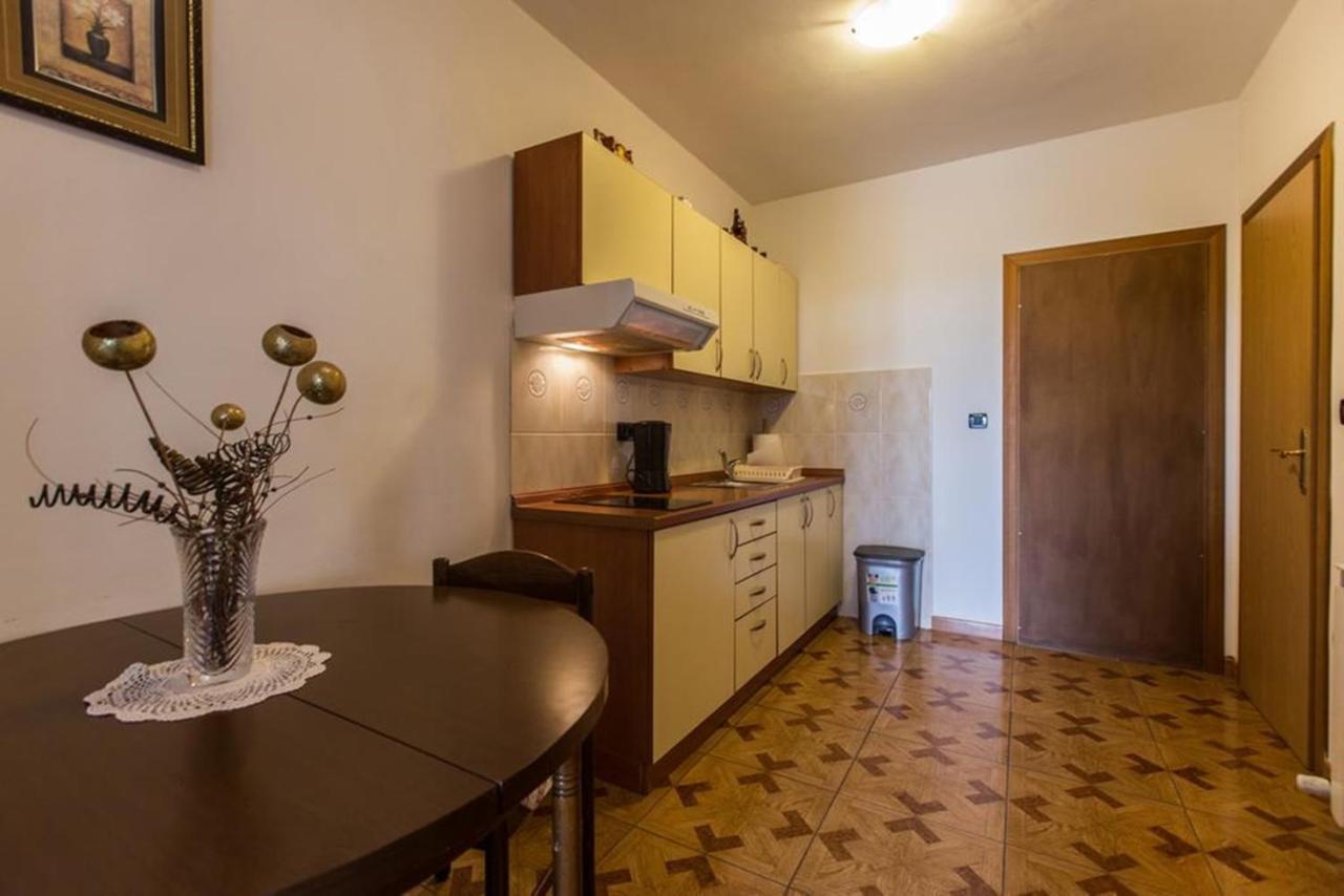 Guest House Casa Mia - Rooms & Apartments Rovinj Eksteriør billede