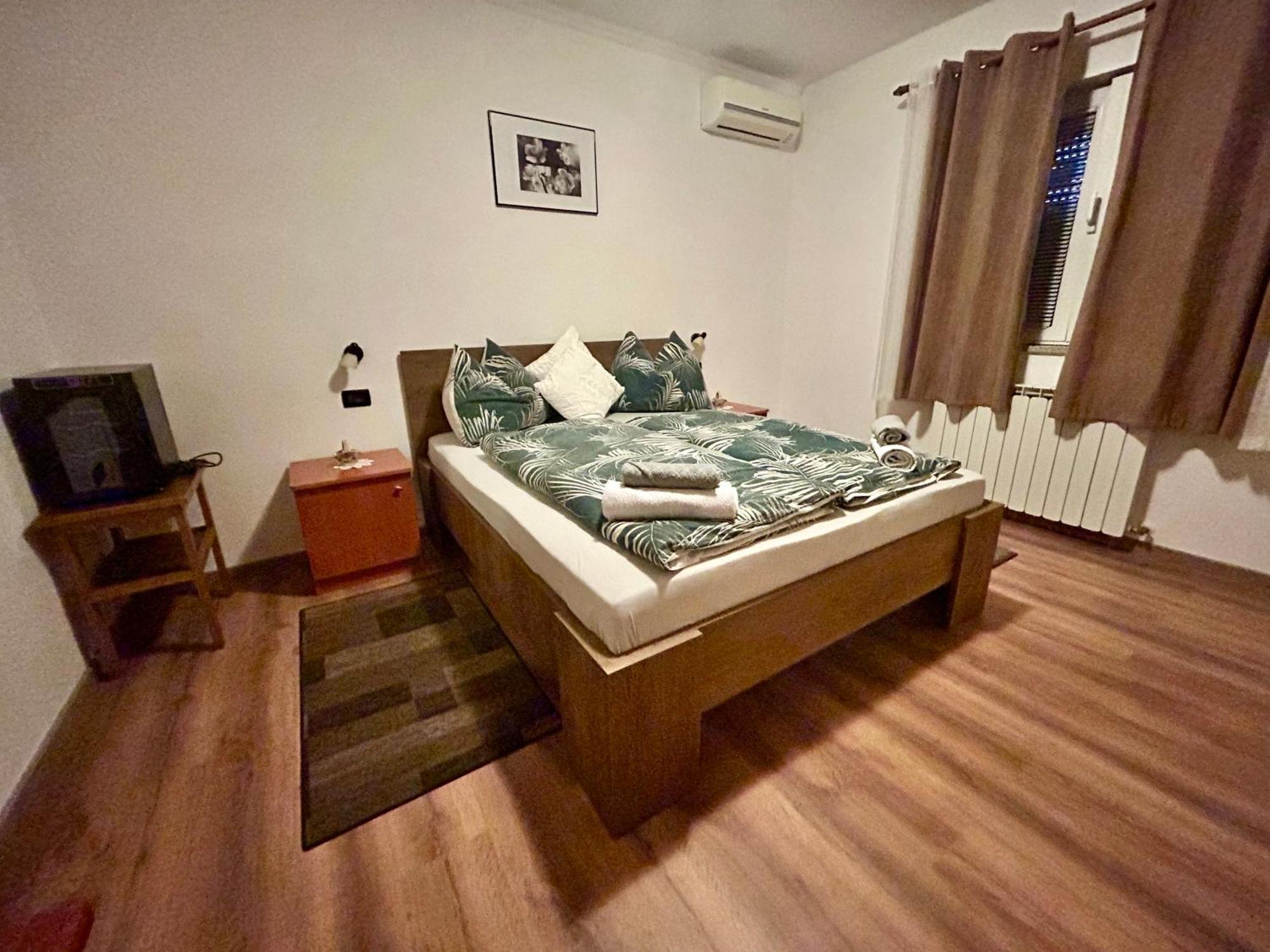 Guest House Casa Mia - Rooms & Apartments Rovinj Eksteriør billede